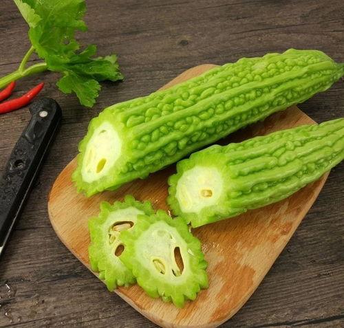 扫一扫免费吃瓜,免费瓜分惊喜，畅享夏日清凉！